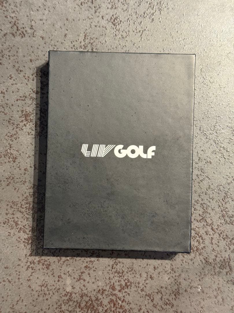 ［レア］LIV GOLF in シンガポール⭐︎ギフトボックス マーカーセット