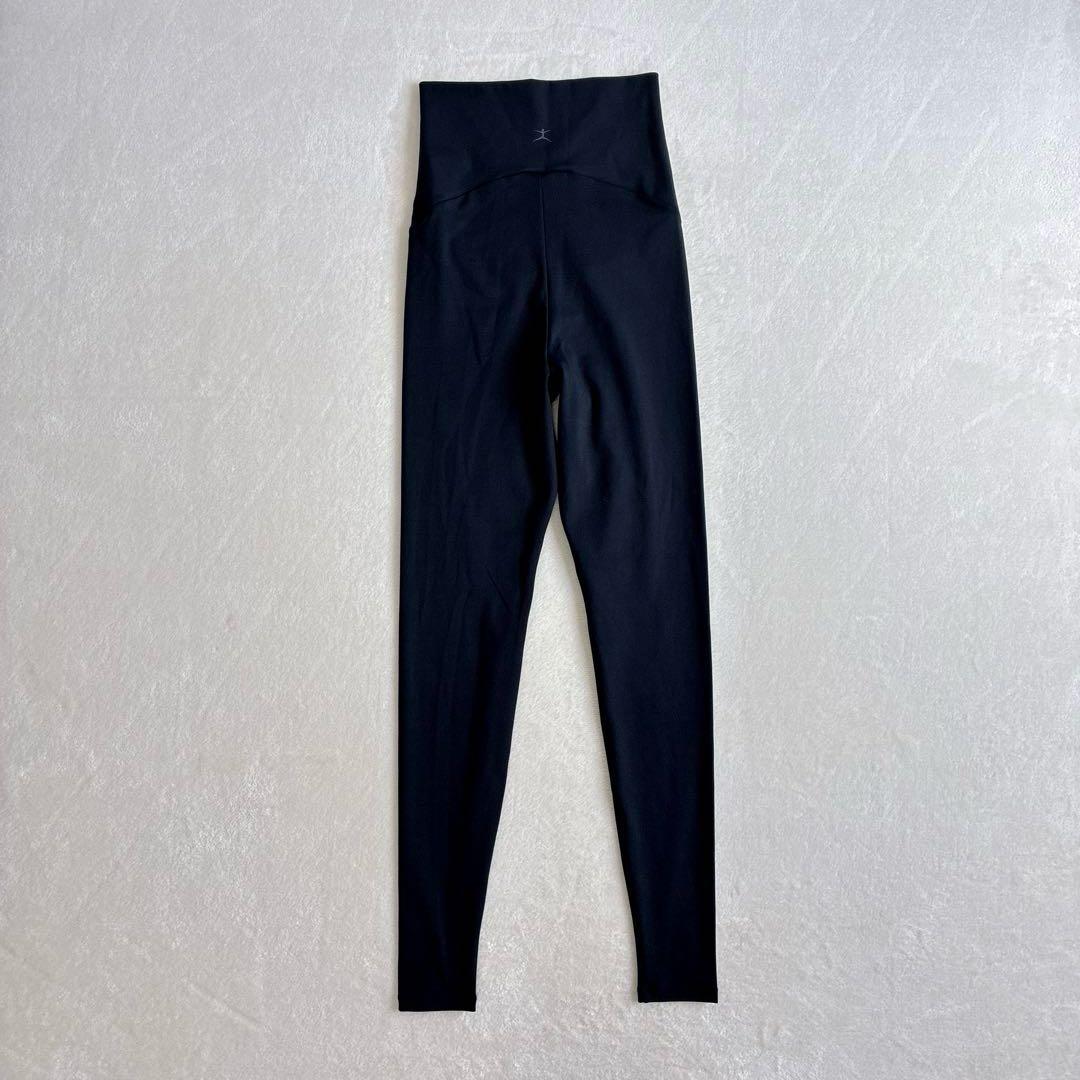 DANSKIN ダンスキン　REJULES LEGGINGS ヨガパンツ　黒　L
