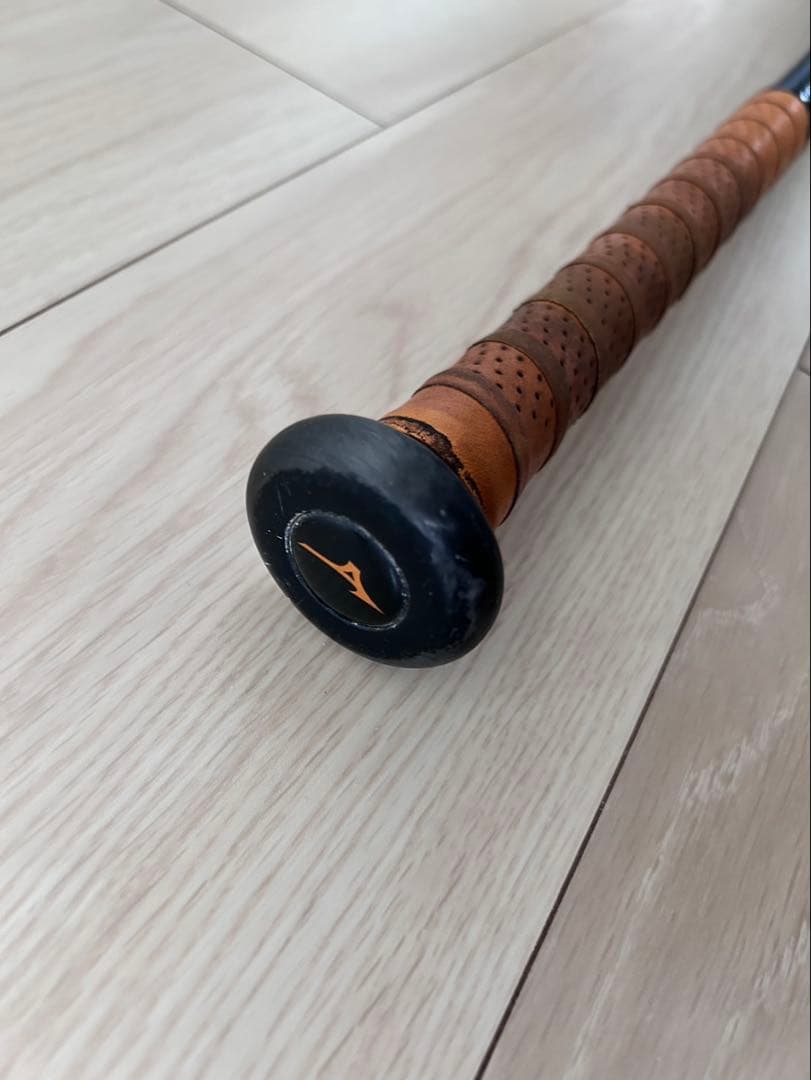 ビヨンドマックス　レガシー83cm バットとケースセット