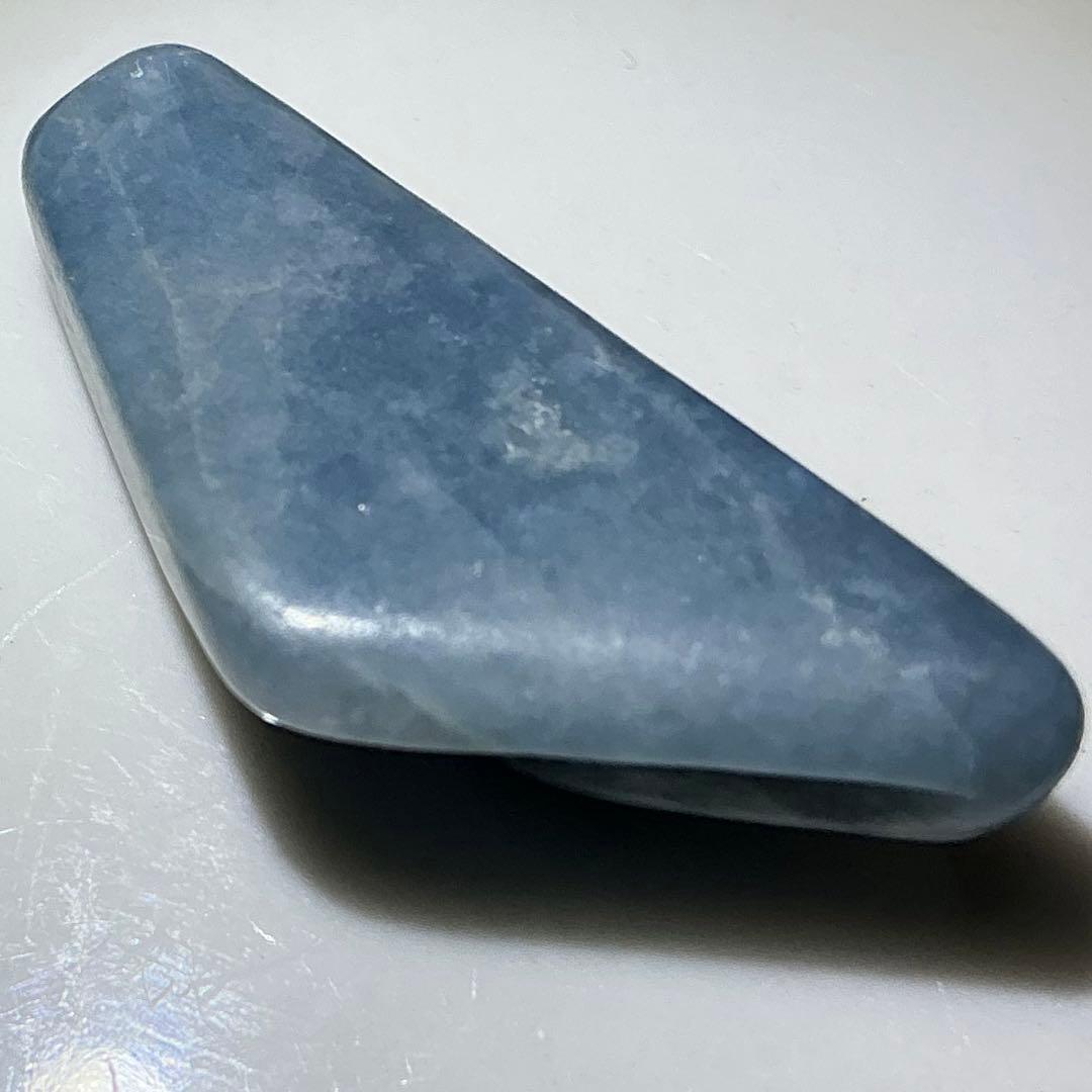 コン沢翡翠　原石　5.9g（141）