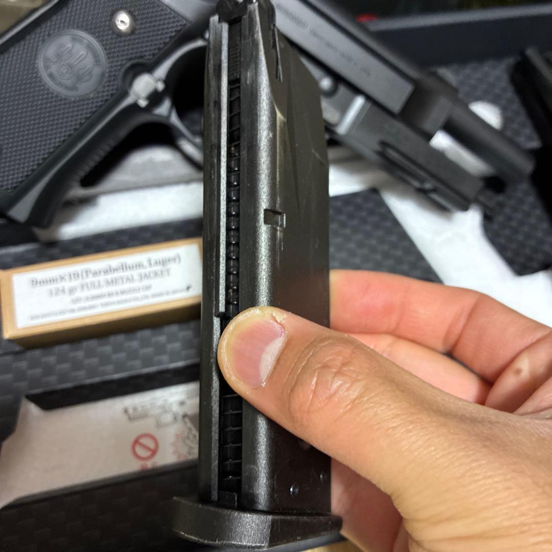 値引き不可　東京マルイM9A1ガスブローバック　純正マガジン+1