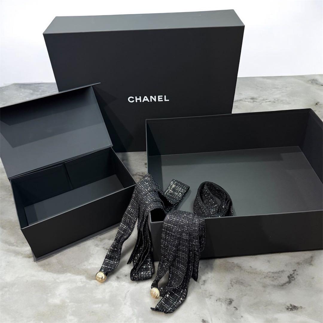【CHANEL 】ホリデークリスマス限定⭐︎空箱・ショップ袋・リボン&チャーム