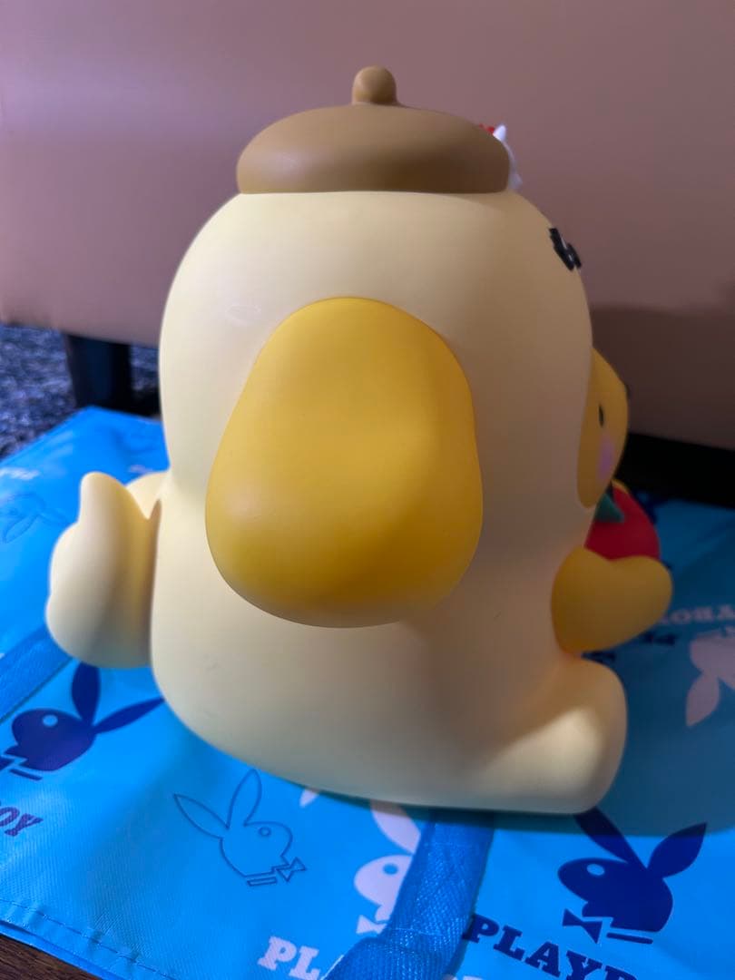 蜜*様 海外ファミリーマート限定 ポムポムプリン 巨大 フィギュア 貯金箱