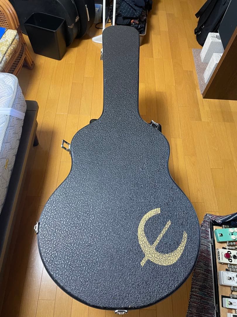 スケアリー！エピフォンES-335カスタムショップ製リミテッドエディション