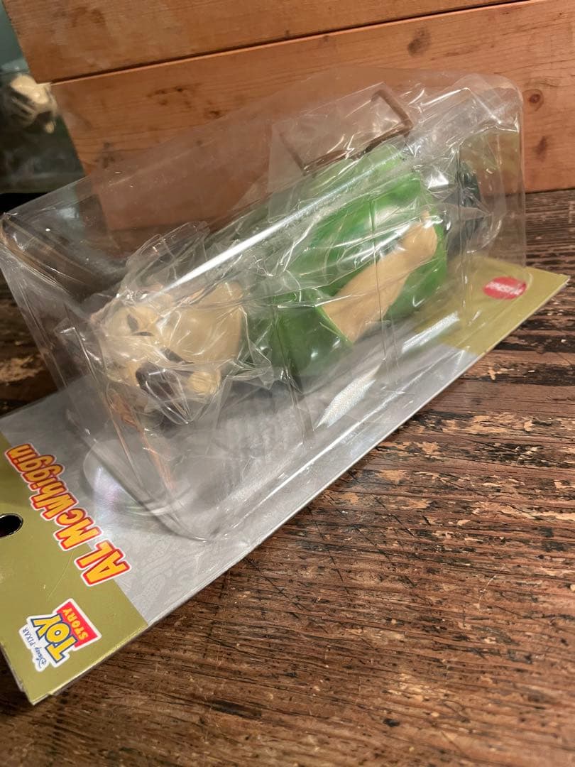 トイストーリー　toystory アル　フィギュア　（パッケージ割れ凹みあり）