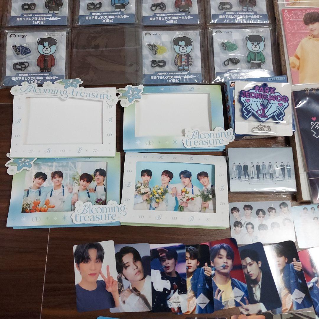 treasure トレカ グッズ バッジ キーホルダー ポストカード シール