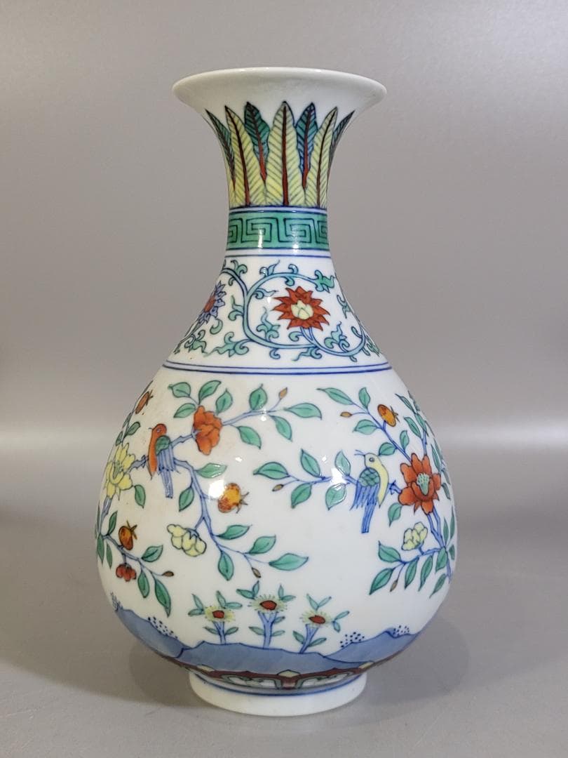 中国美術 色絵 花鳥模様 花瓶 高さ17.7cm DT402