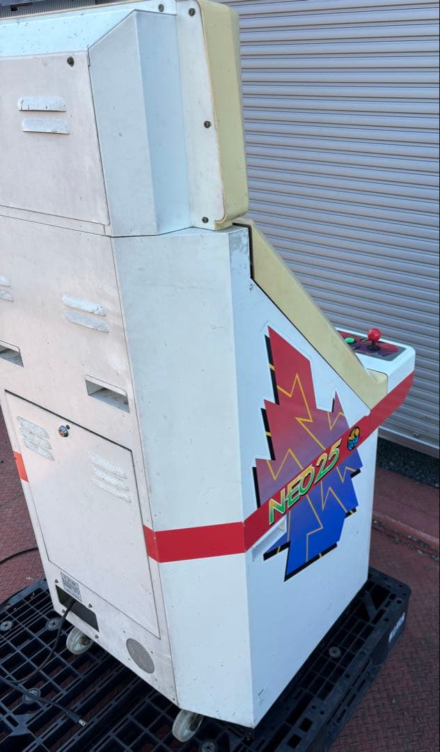 NEO-GEO ネオジオ(MVS) 筐体NEO25鍵無し ソフト4本付