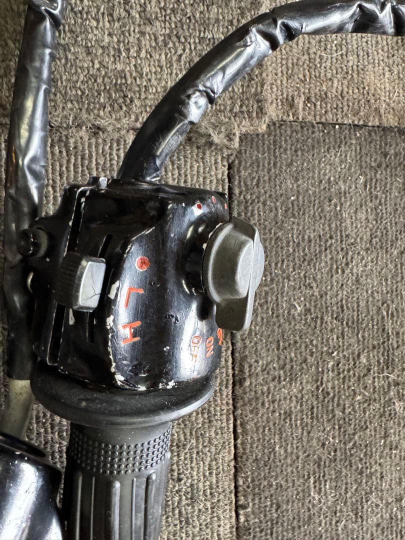 cb750 k0 右側　ハンドルスイッチ　1本引き　アクセル