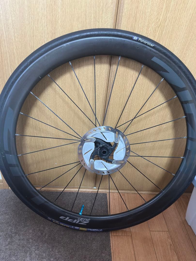 ZIPP 303s ディスクブレーキ用ホイール