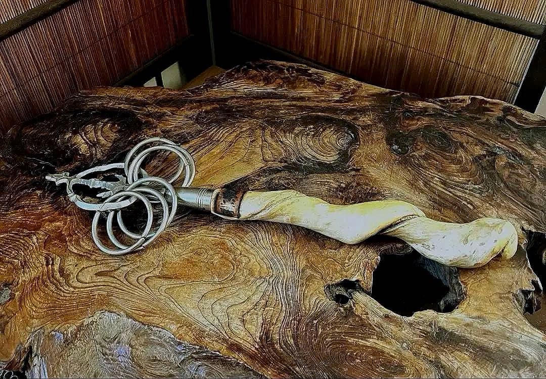 仏教美術 時代 密法 法具 希少 螺旋柄木 真鍮製 六貫 錫杖 雲海大峯 焼印