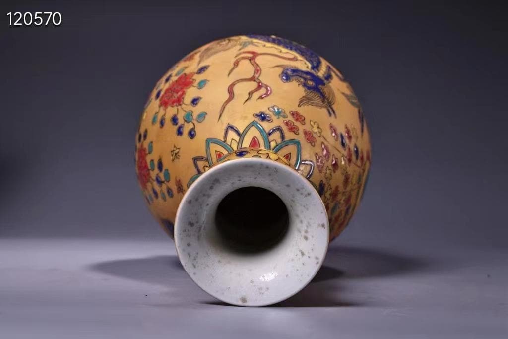 中国古美術・純手描き金陶花瓶・大明成化紋・箱付き・稀有品・ 置物・観賞瓶・文房具