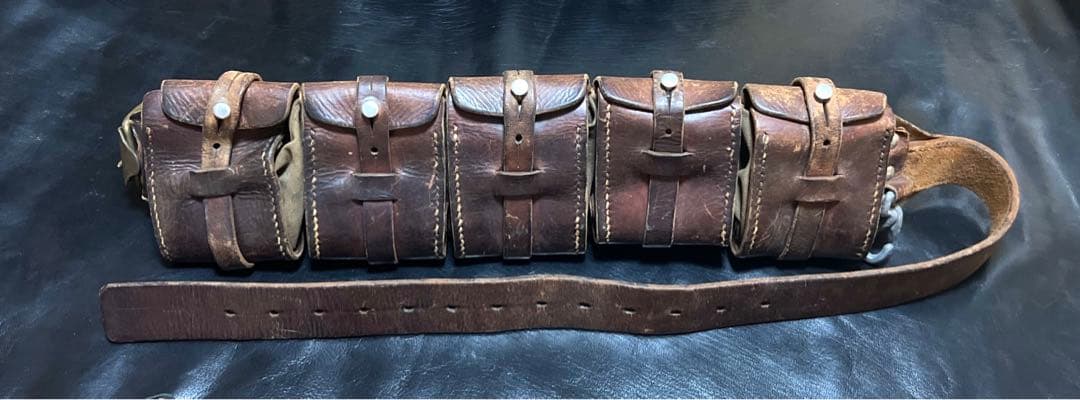 スウェーデン軍　5連　レザー　バンダリア　カオスポーチ