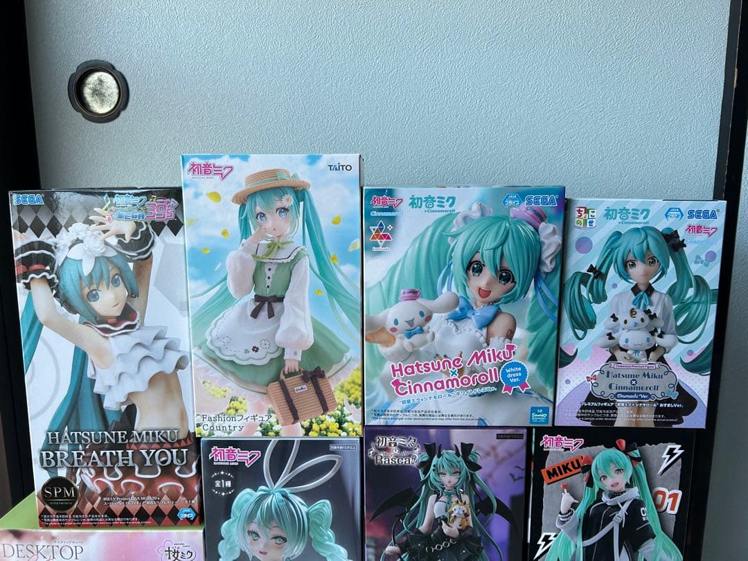 【新品未開封】　初音ミク　フィギュア　12体セット