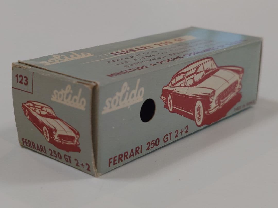 ミニカー SOLIDO REF 123 FERRARI 250GT 2+2