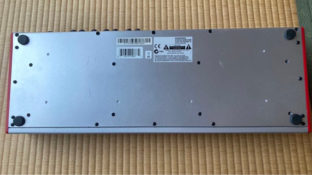 ALESIS MICRON シンセサイザー　廃盤品