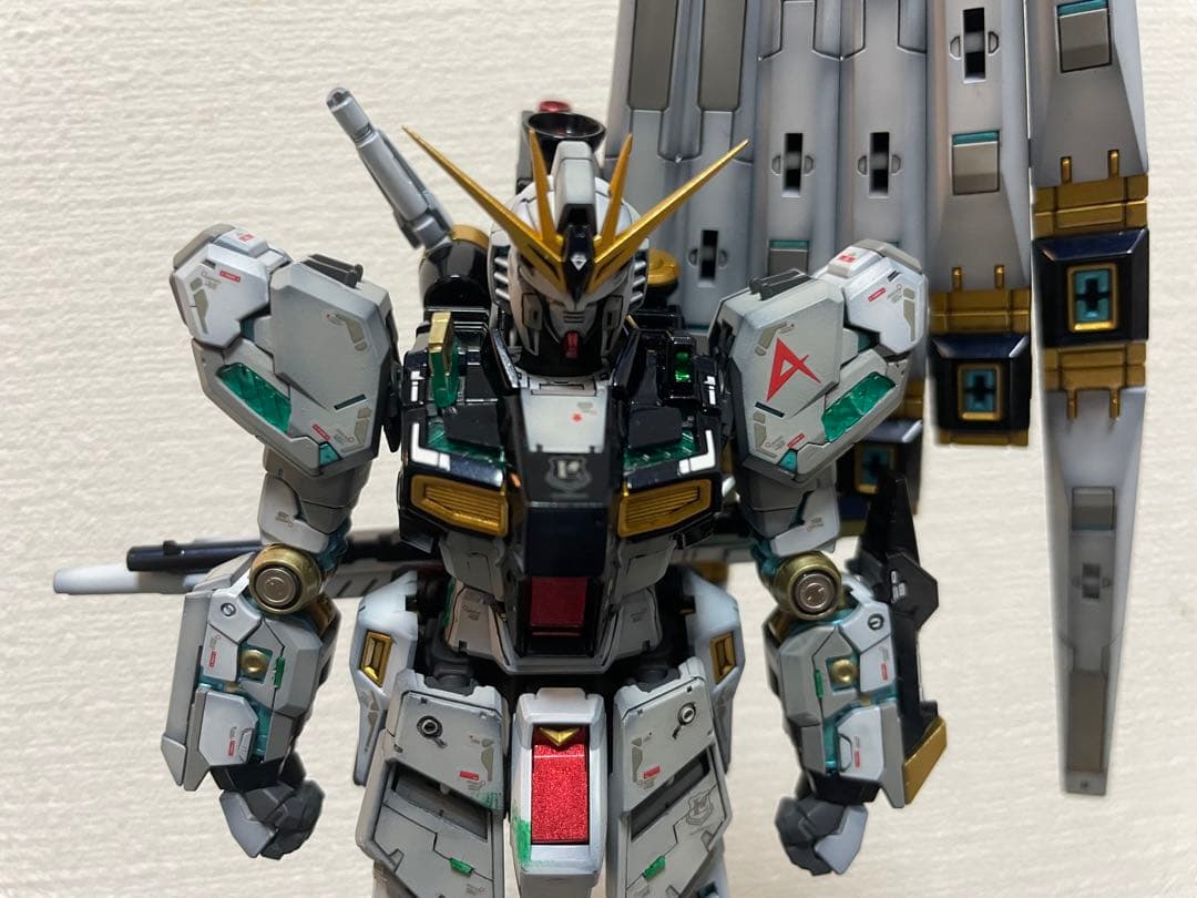 RG νガンダム 1/144 デストロイモード　ニューガンダム