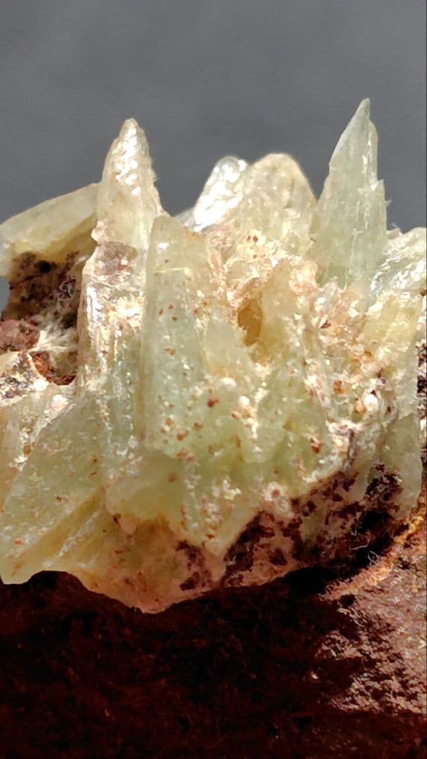 フォスフォフィライト　ボリビア産　1176