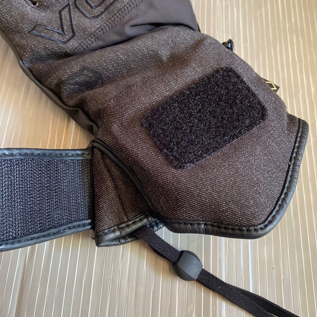 【新品未使用】VOLCOM グローブ GORE-TEX スノボ ゴアテックス