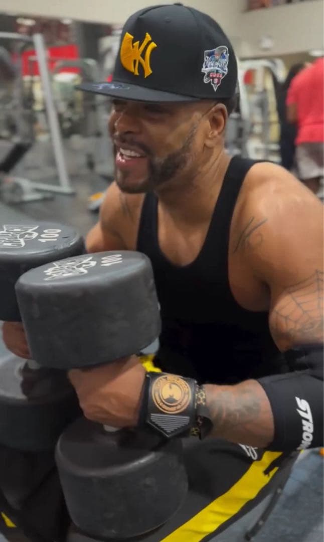 新品！Tical Athletics トレーニングリストラップ メソッドマン着用