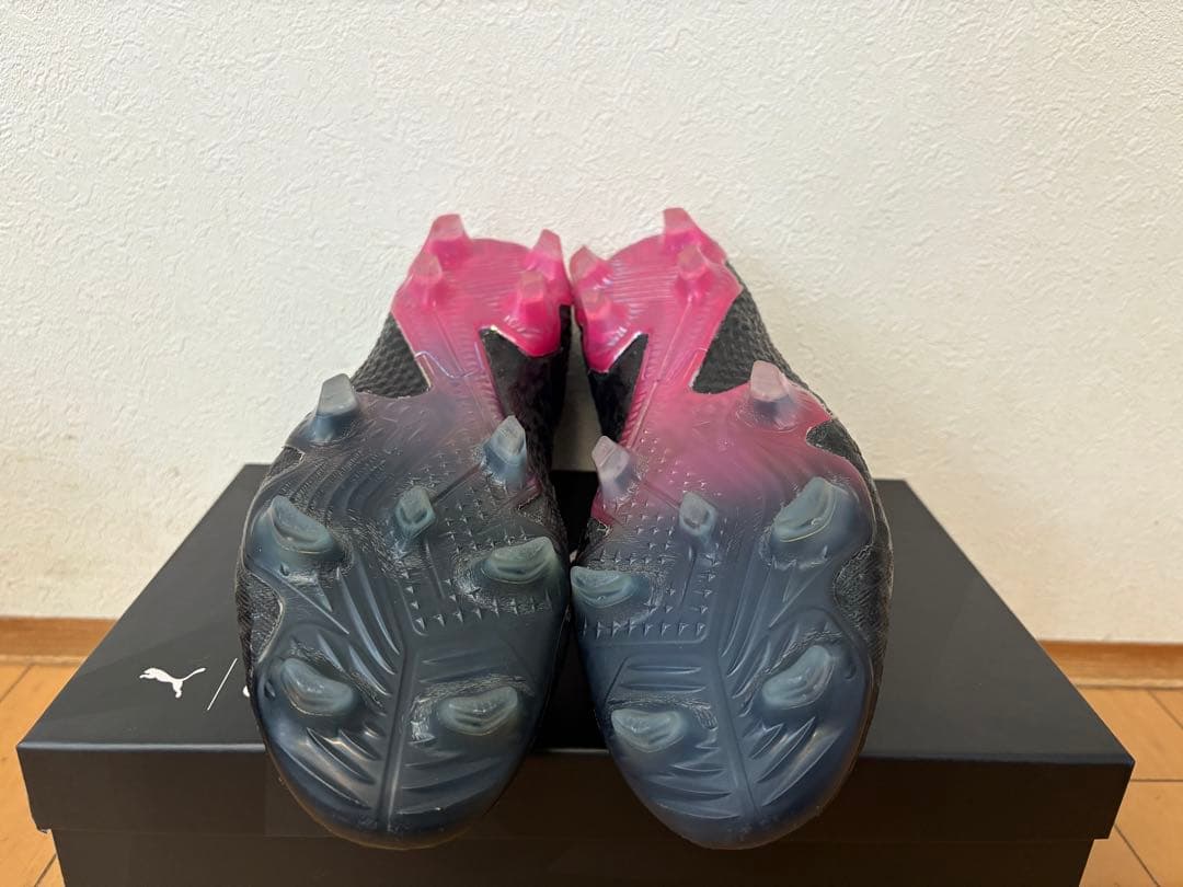 プーマ　フューチャー7 アルティメット FG ORLINSKIスパイク 27.5