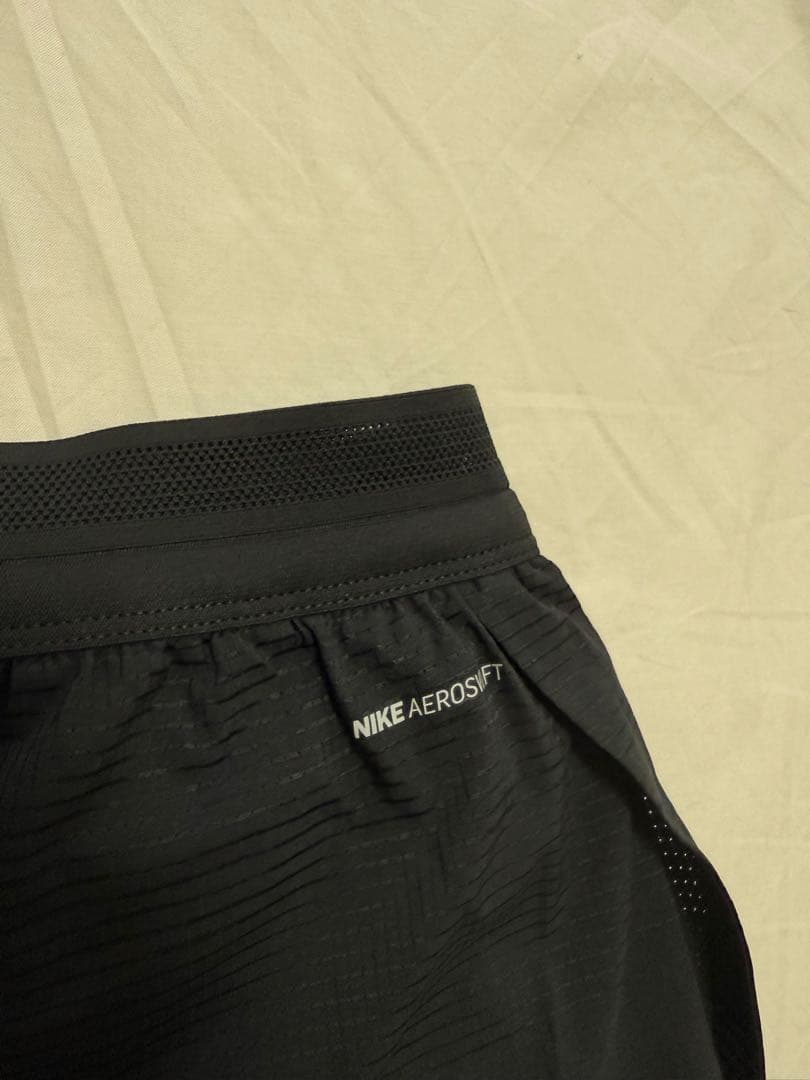 [新品]ナイキ　AEROSWIFT エアロスイフト ランニングパンツ　男性XL