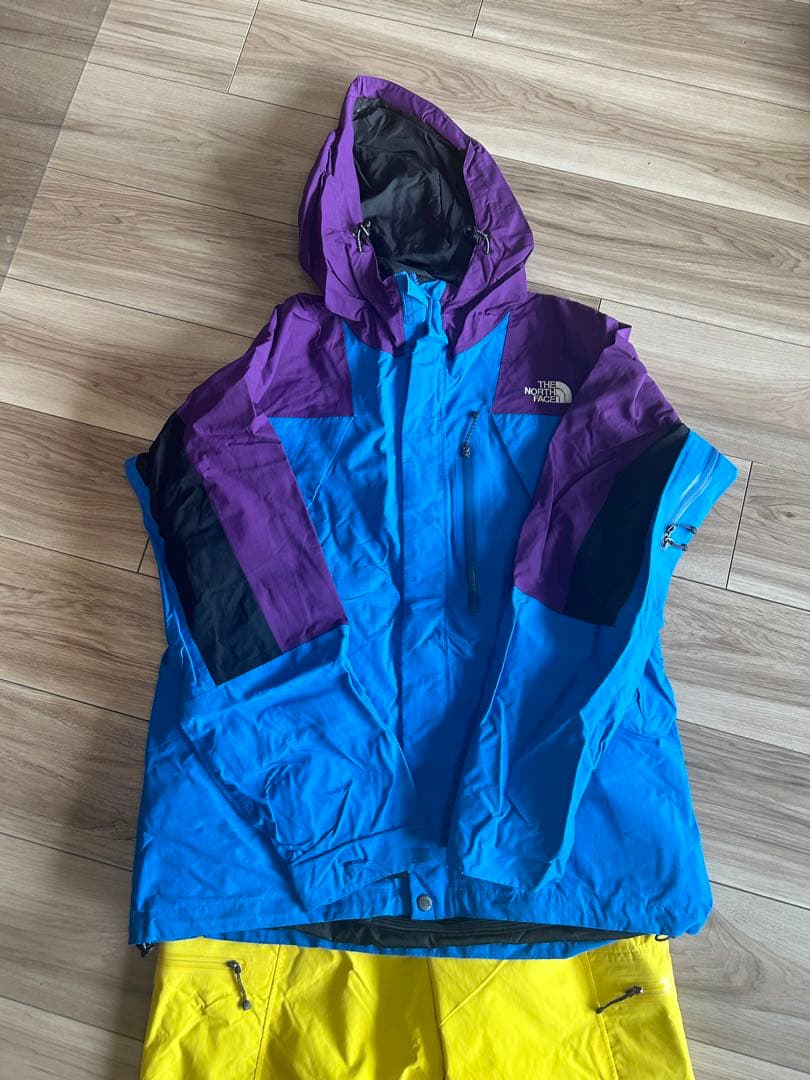 ノースフェイス　スノーウェア