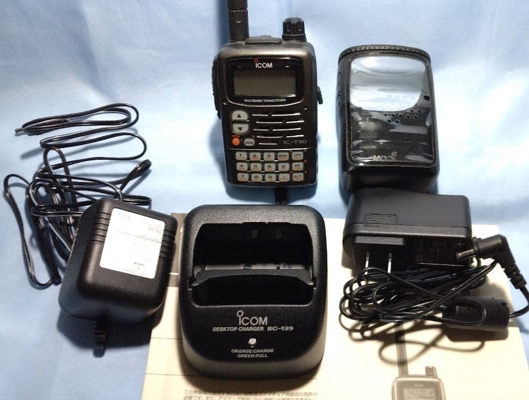 ☆[美品]icom IC-T90 マルチトランシーバー50/144/430MHz