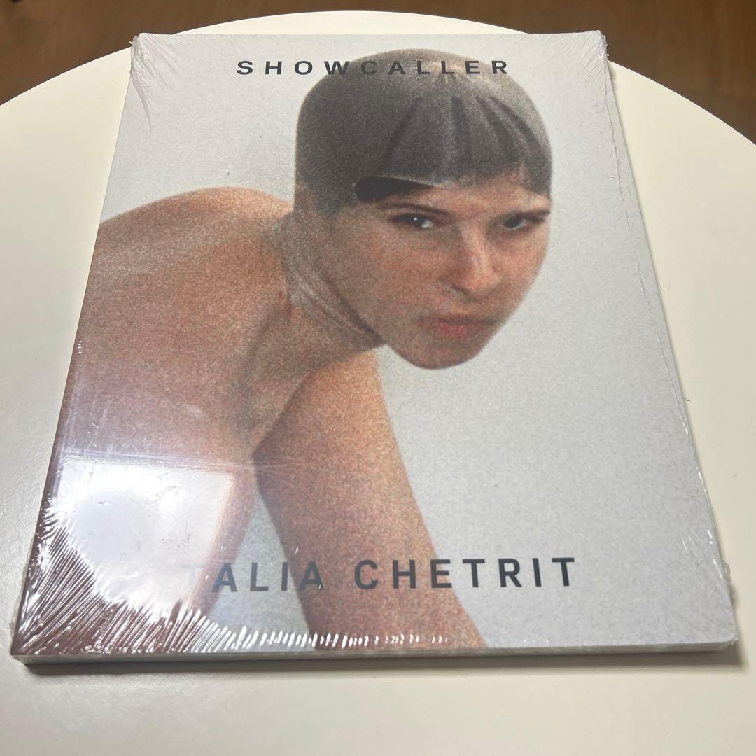 タリア・チェトリット, Showcaller, Mack,unopened