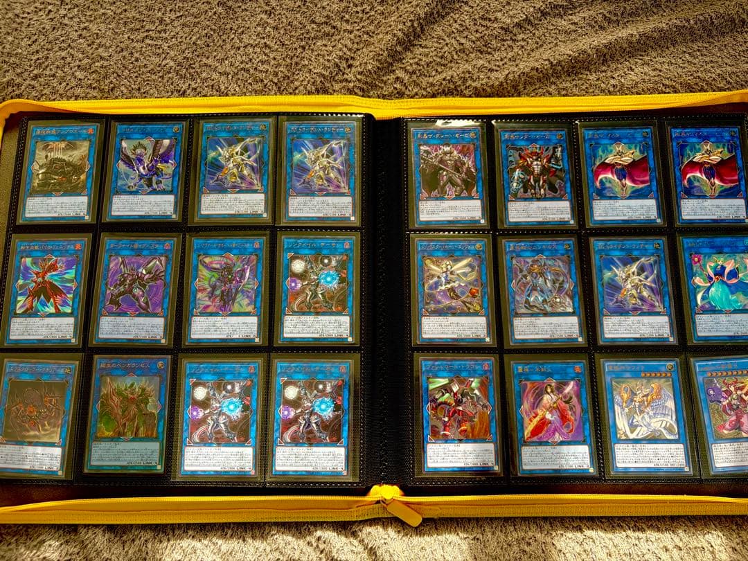 遊戯王　引退品　レリーフなど　435枚