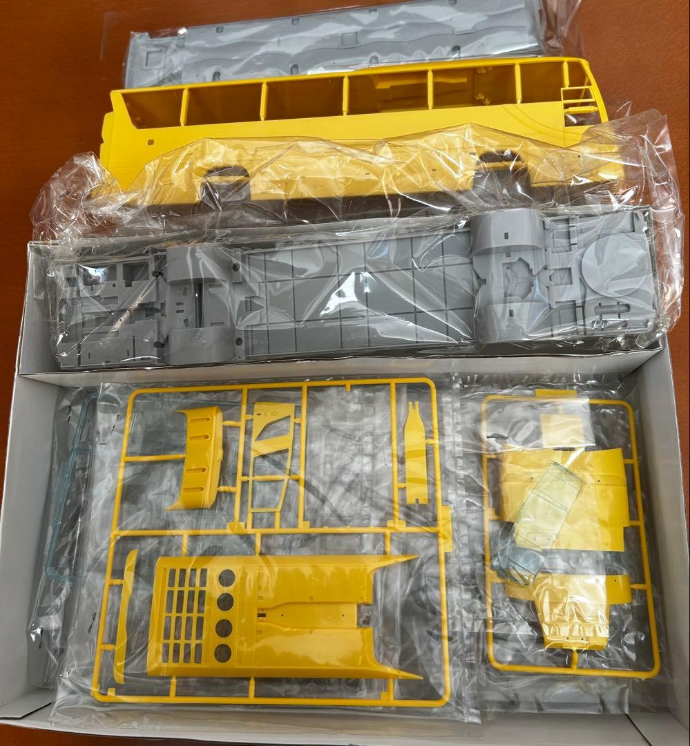 バスむすめHATO BUS 60周年記念モデルに搭載用料金箱、トイレおまけ付