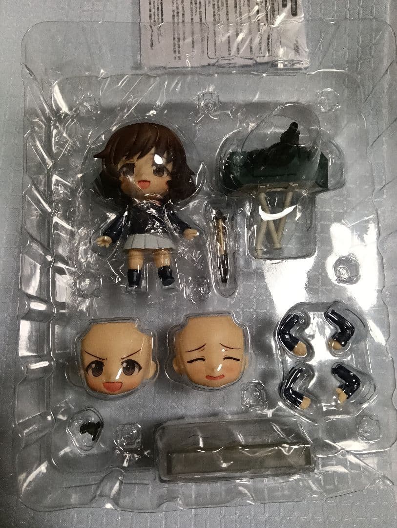 ねんどろいどもあT-34/85 冬季迷彩Ver.＆秋山優花里ガールズ＆パンツァー