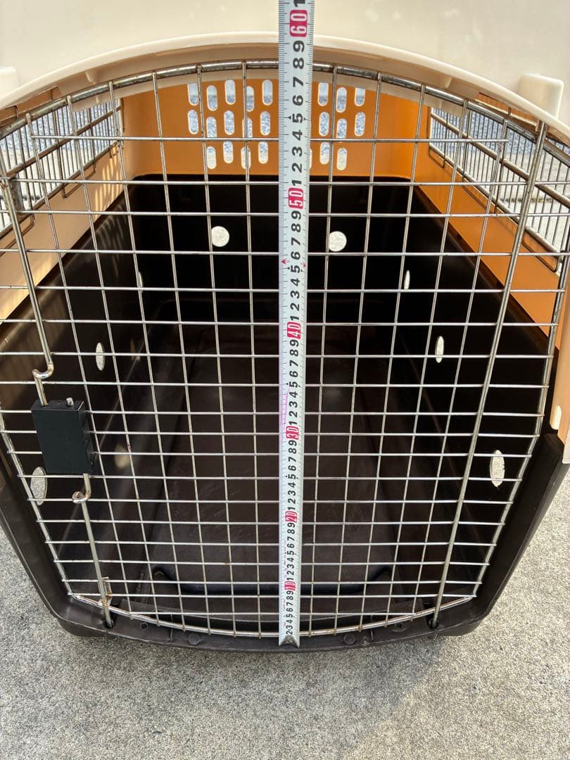 大型犬用プラスチックケージ