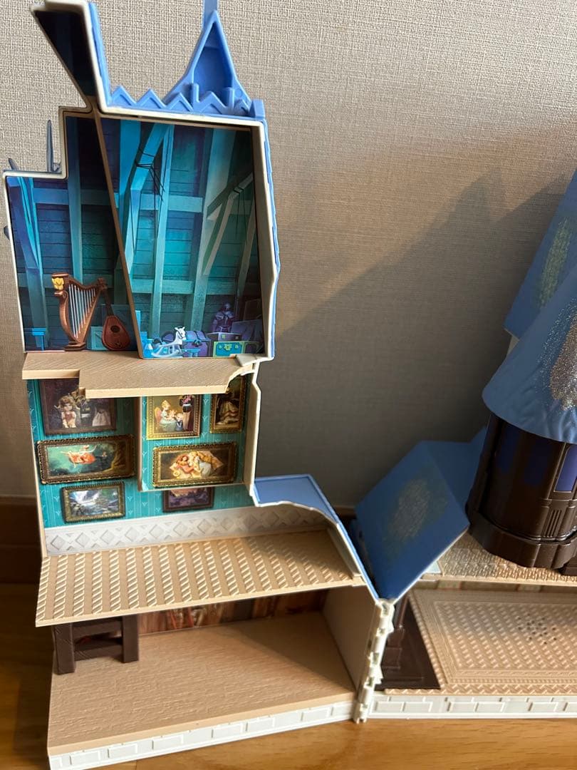 アレンデール城　ディズニーストア　中古美品