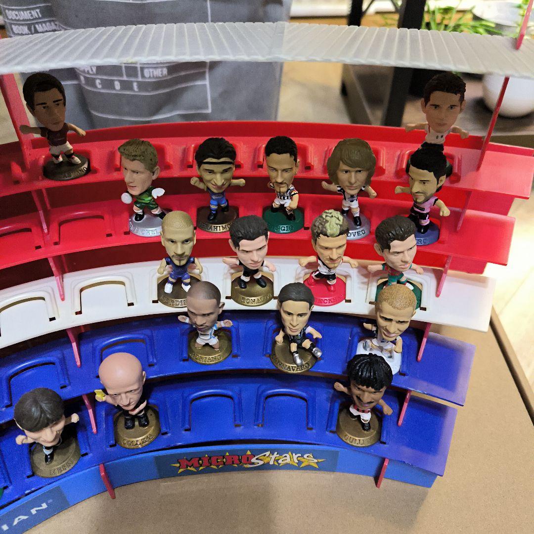 コリンシアン　マイクロスターズ　50体以上 スタジアム　台座