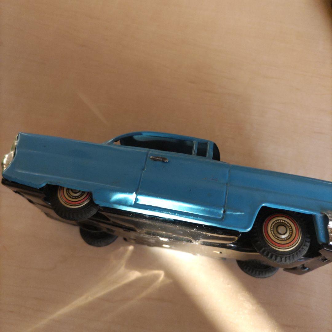 ビンテージ ブリキ車