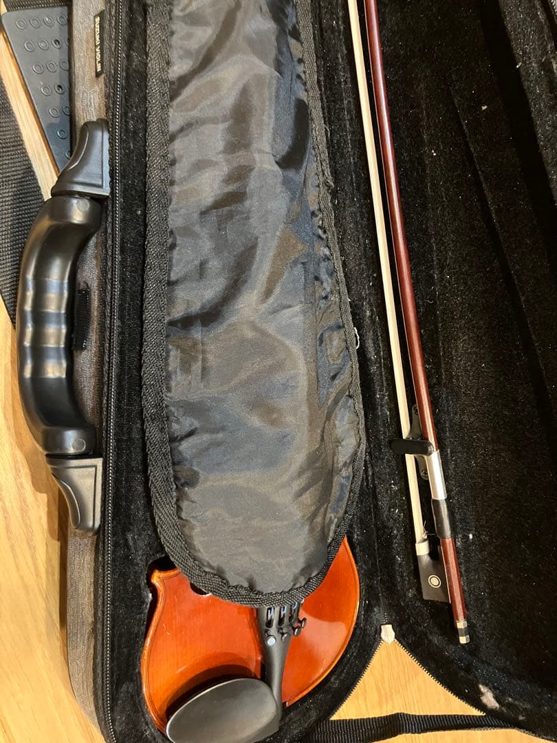 鈴木　SUZUKI ヴァイオリン1/8 NO230 2024年