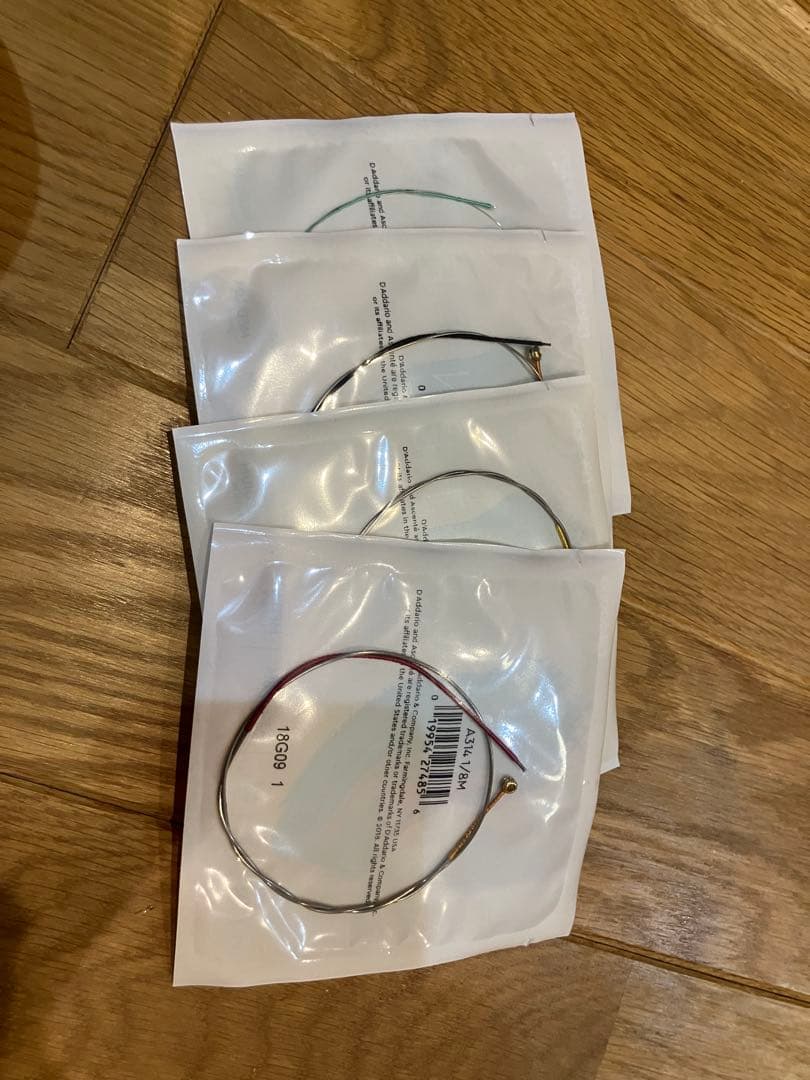 鈴木　SUZUKI ヴァイオリン1/8 NO230 2024年