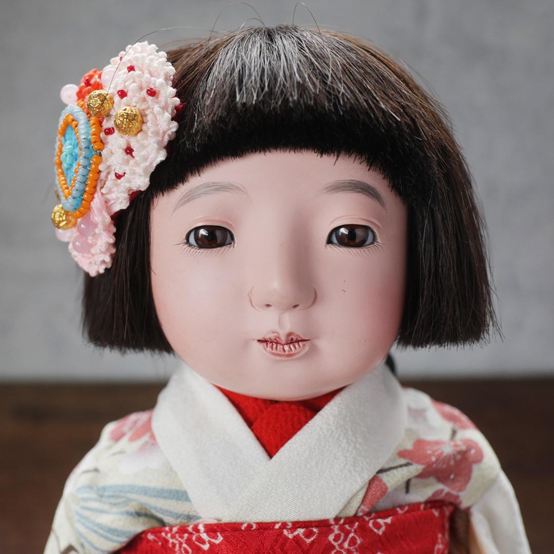 【可愛い市松人形１】優しいお顔の女の子