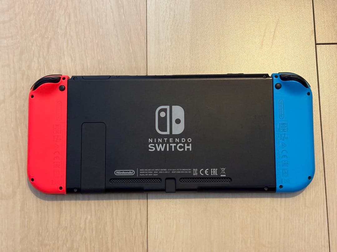 青*樹様 NintendoSwitch本体＋Joy-Con2個付き