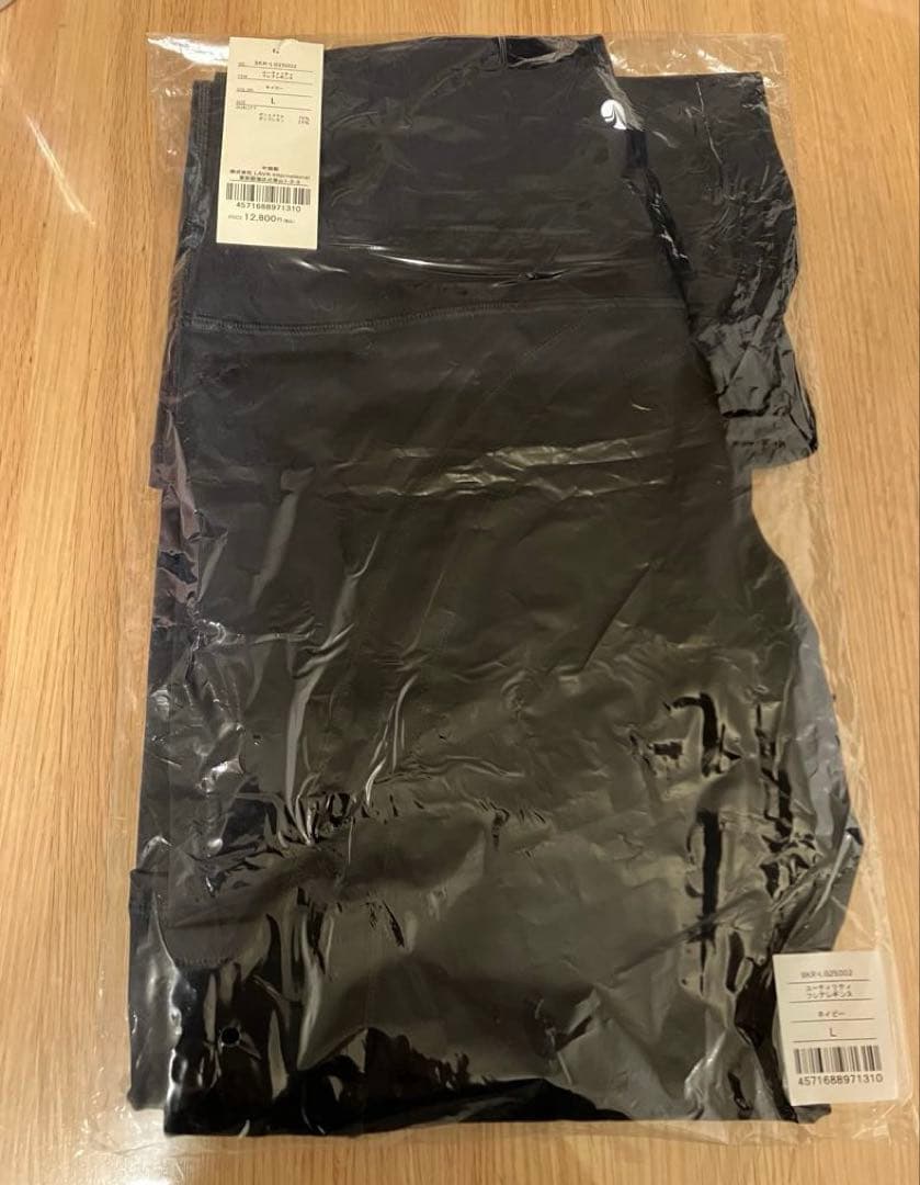 新品♡Web限定【SUKALA】ユーティリティフレアレギンス　ネイビー　L