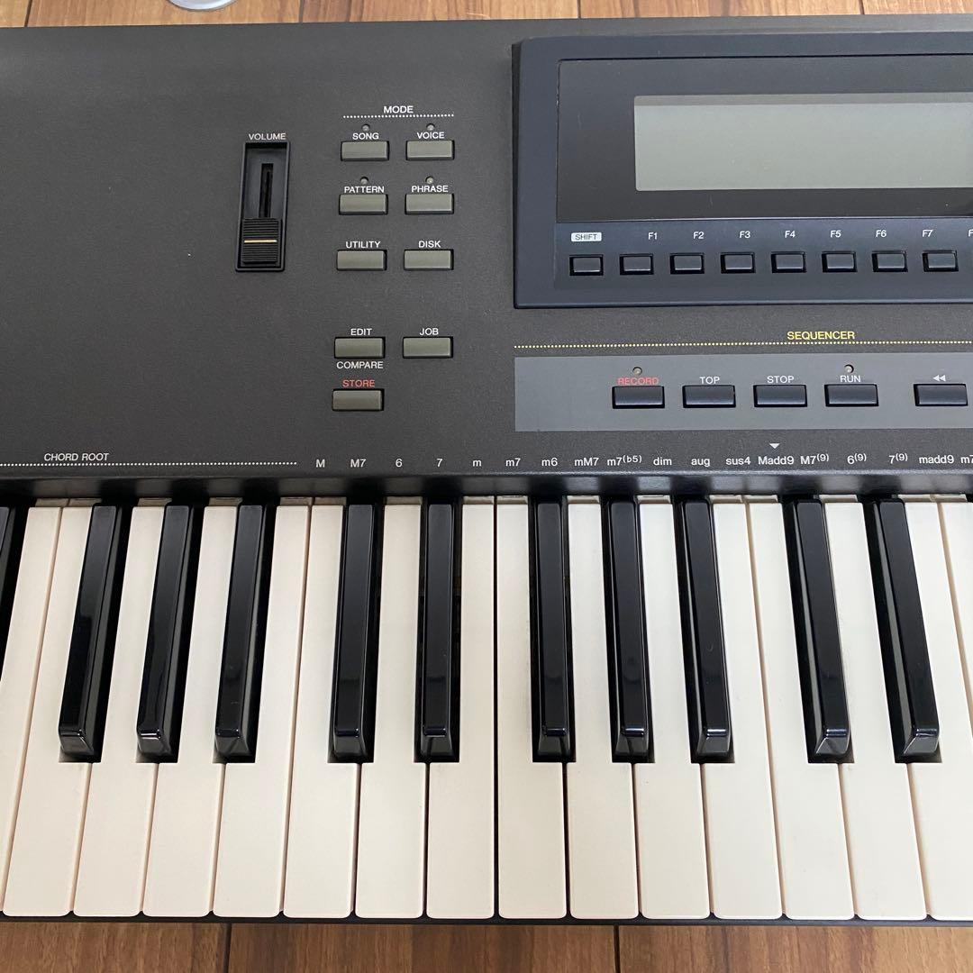 YAMAHAヤマハ QS300 シンセサイザー