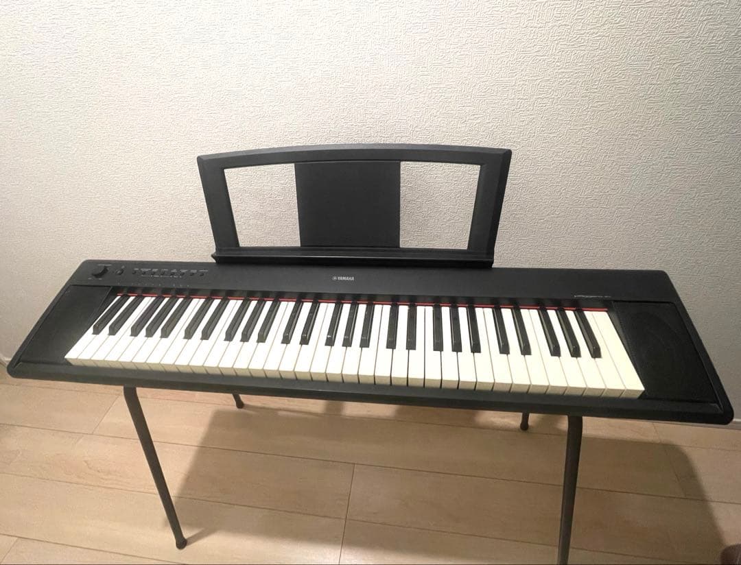 YAMAHA 電子キーボード piaggero NP-11 譜面台・アダプタ付