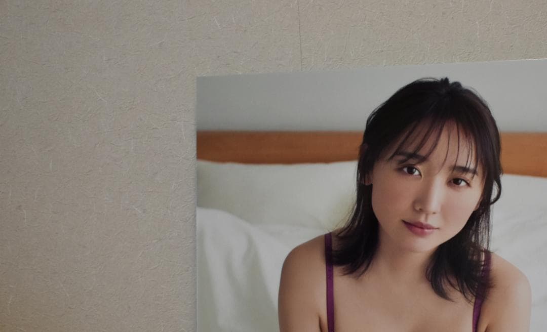 おのののか　BLT 直筆サイン入り写真パネル