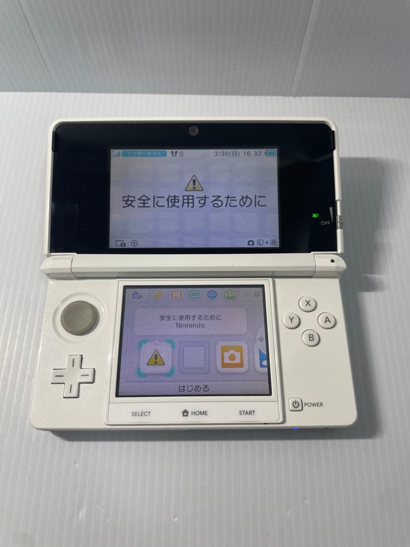 ニンテンドー3DS ピュアホワイト②