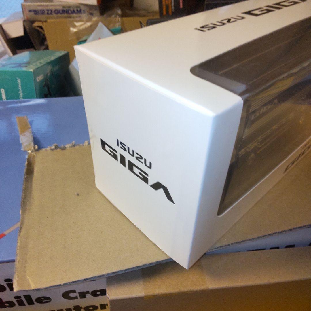 イスズギガ　2025年新型　モビリティショー限定モデル　1/43