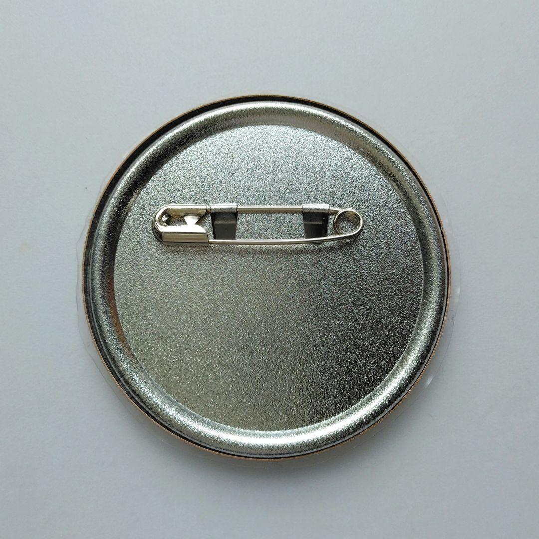 1. 伊藤潤二/トレーディングメタリック 缶バッジ　富江