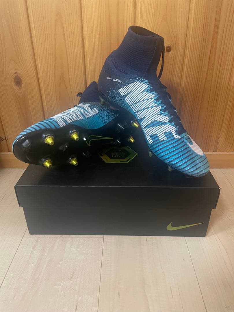 Nikeマーキュリアル　28センチ