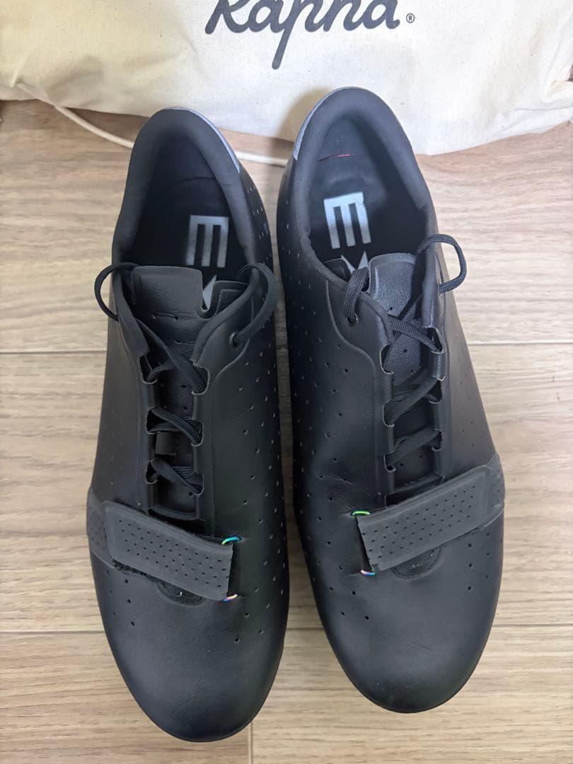 【美品】Raphaエクスプロアシューズ (EU42.5) おまけ付