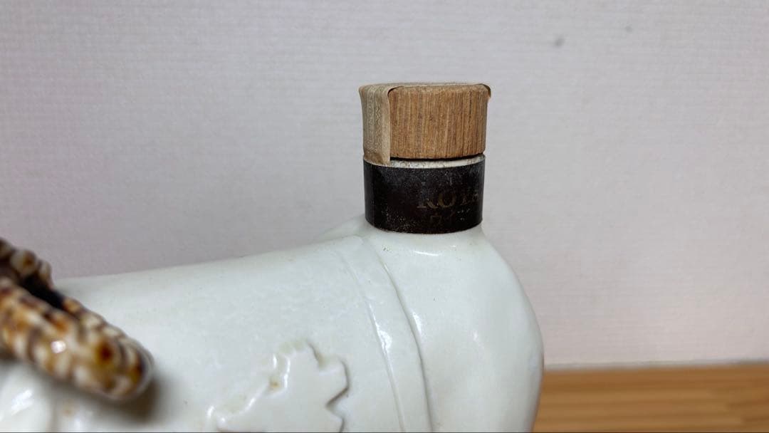 【未開栓】干支 戌 犬型 陶器 ウイスキー サントリー ローヤル